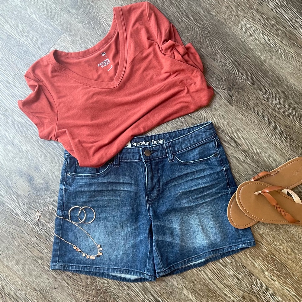 Mossimo Premium Denim Medium Wash Fit 3 Shorts